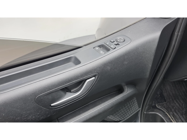 Hyundai Staria L3.5 Tourer 9seater autogeorge.com - автомобили, коли, обяви за нови и употребявани 12