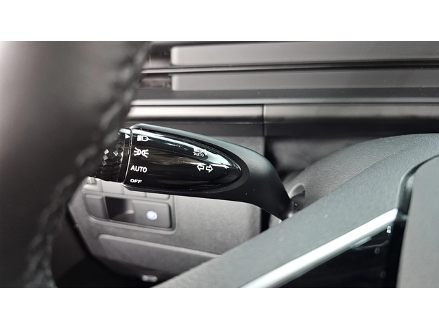 Hyundai Staria L3.5 Tourer 9seater autogeorge.com - автомобили, коли, обяви за нови и употребявани 15