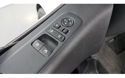 Hyundai Staria L3.5 Tourer 9seater autogeorge.com - автомобили, коли, обяви за нови и употребявани 16