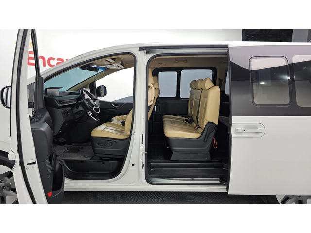 Hyundai Staria L3.5 Tourer 9seater autogeorge.com - автомобили, коли, обяви за нови и употребявани 8