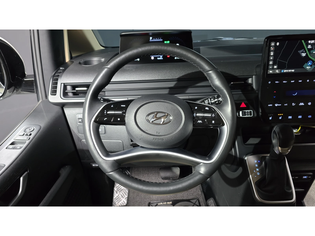 Hyundai Staria L3.5 Tourer 9seater autogeorge.com - автомобили, коли, обяви за нови и употребявани 11