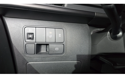 Hyundai Staria L3.5 Tourer 9seater autogeorge.com - автомобили, коли, обяви за нови и употребявани 15