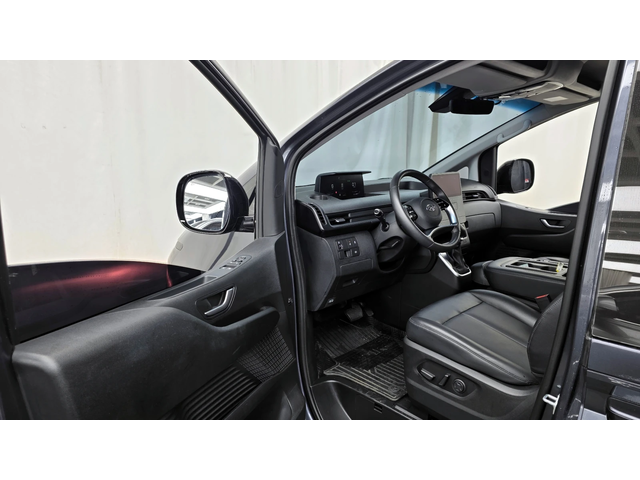 Hyundai Staria L3.5 Tourer 9seater autogeorge.com - автомобили, коли, обяви за нови и употребявани 9