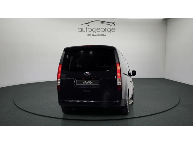 Hyundai Staria L3.5 Tourer 9seater autogeorge.com - автомобили, коли, обяви за нови и употребявани 2