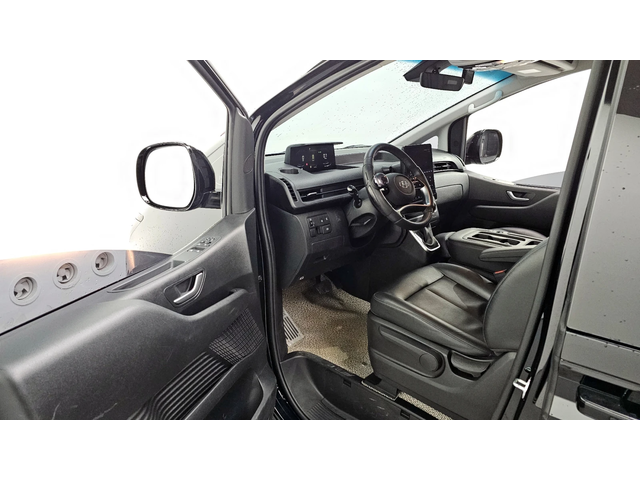 Hyundai Staria L3.5 Tourer 9seater autogeorge.com - автомобили, коли, обяви за нови и употребявани 8