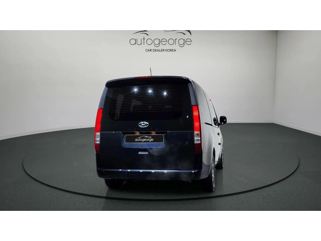 Hyundai Staria L3.5 Tourer 9seater autogeorge.com - автомобили, коли, обяви за нови и употребявани 3