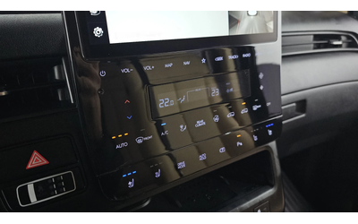 Hyundai Staria L3.5 Tourer 9seater autogeorge.com - автомобили, коли, обяви за нови и употребявани 16