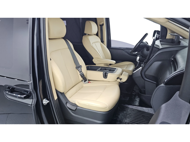 Hyundai Staria L3.5 Tourer 9seater autogeorge.com - автомобили, коли, обяви за нови и употребявани 7