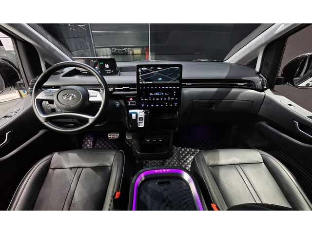 Hyundai Staria L3.5 Lounge 7-Seater Mobility - автомобили, коли, обяви за нови и употребявани 5