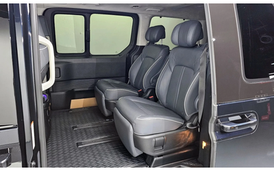 Hyundai Staria L3.5 Lounge 7-Seater Inspiration - автомобили, коли, обяви за нови и употребявани 10
