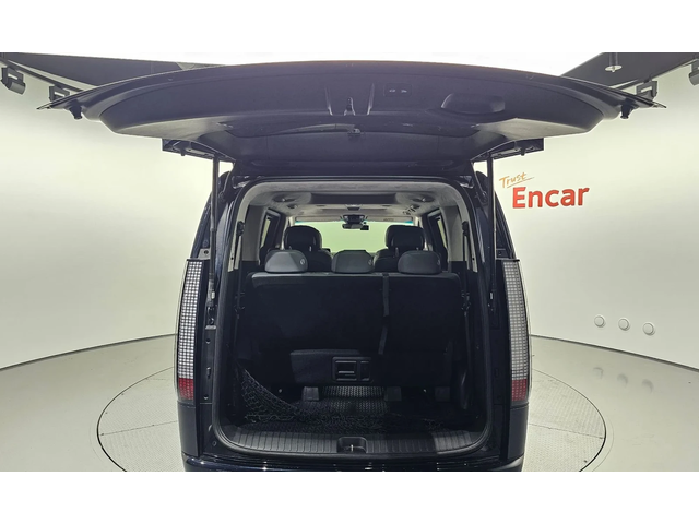Hyundai Staria L3.5 Lounge 7-Seater Inspiration - автомобили, коли, обяви за нови и употребявани 16