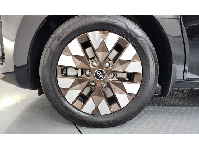 Hyundai Staria L3.5 Lounge - автомобили, коли, обяви за нови и употребявани 4