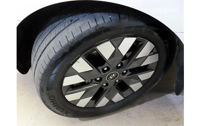 Hyundai Staria 2023 - автомобили, коли, обяви за нови и употребявани 16