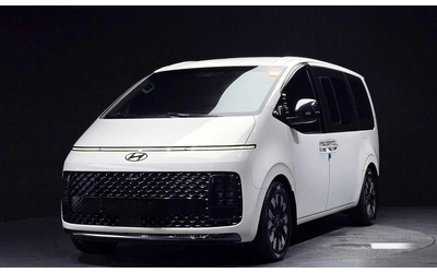 Hyundai Staria L3.5 Lounge 7-Seater Mobility - автомобили, коли, обяви за нови и употребявани 0