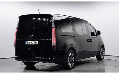 hyundai-staria - 1