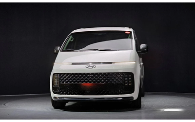 hyundai-staria - 2