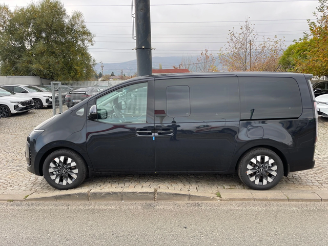 Hyundai Staria 4х4/6+ 1/luxury+ - автомобили, коли, обяви за нови и употребявани 3
