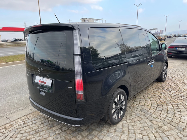 Hyundai Staria 4х4/6+ 1/luxury+ - автомобили, коли, обяви за нови и употребявани 6