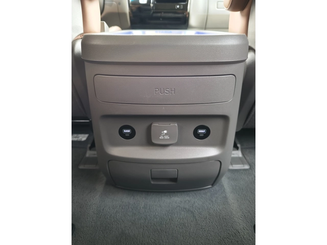 Hyundai Staria 2.2 CRDI 4x4  - HITRAC 8+ 1 - автомобили, коли, обяви за нови и употребявани 15