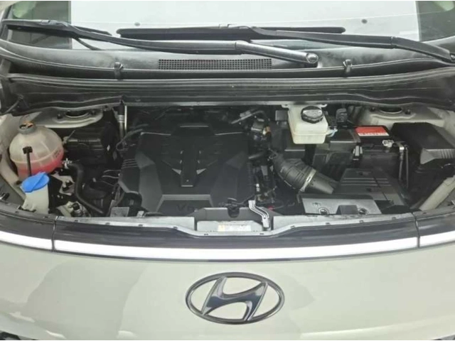 Hyundai Staria 7 МЕСТЕН * ПОДГРЕВИ * ОБДУХВАНЕ * 360 КАМЕРИ - автомобили, коли, обяви за нови и употребявани 13