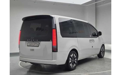 hyundai-staria - 1