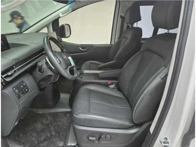 Hyundai Staria 7 МЕСТЕН * ПОДГРЕВИ * ОБДУХВАНЕ * 360 КАМЕРИ - автомобили, коли, обяви за нови и употребявани 6