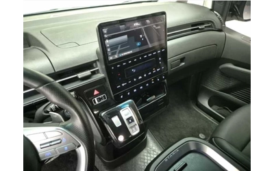 Hyundai Staria 7 МЕСТЕН * ПОДГРЕВИ * ОБДУХВАНЕ * 360 КАМЕРИ - автомобили, коли, обяви за нови и употребявани 9