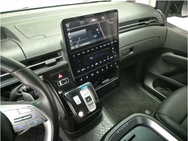 Hyundai Staria 7 МЕСТЕН * ПОДГРЕВИ * ОБДУХВАНЕ * 360 КАМЕРИ - автомобили, коли, обяви за нови и употребявани 9