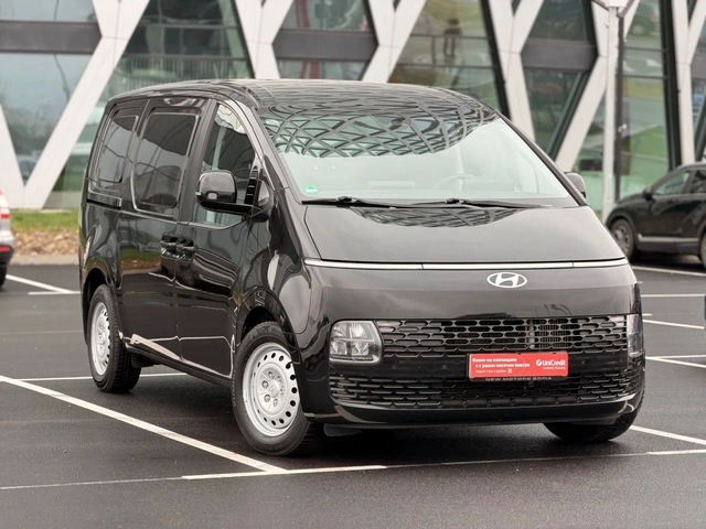 Hyundai Staria 2.2crdi Лизинг през Уникредит по 285 евро - автомобили, коли, обяви за нови и употребявани 2