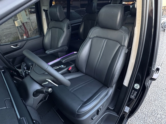 Hyundai Staria 3.5 V6 LPi Lounge 8+ 1 ! Inspiration ! - автомобили, коли, обяви за нови и употребявани 6