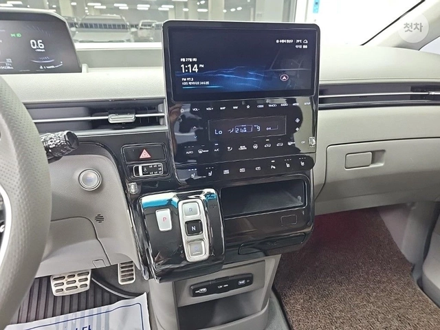 Hyundai Staria * 9-МЕСТЕН* * КРАЙНА ЦЕНА* FULL - автомобили, коли, обяви за нови и употребявани 10