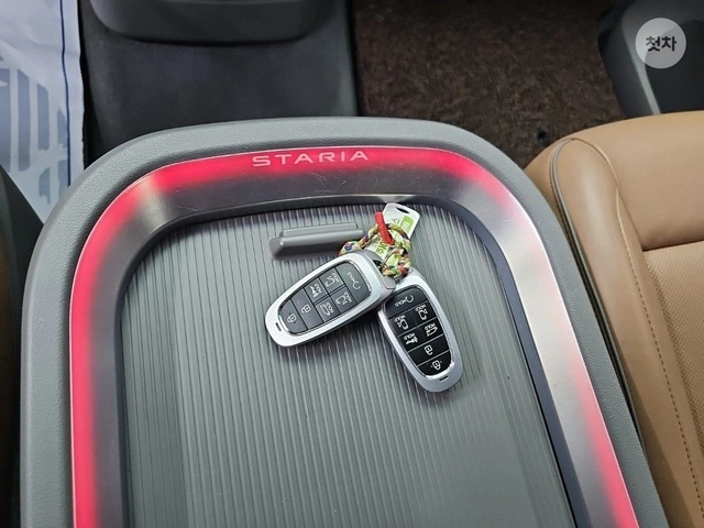 Hyundai Staria * 9-МЕСТЕН* * КРАЙНА ЦЕНА* FULL - автомобили, коли, обяви за нови и употребявани 15