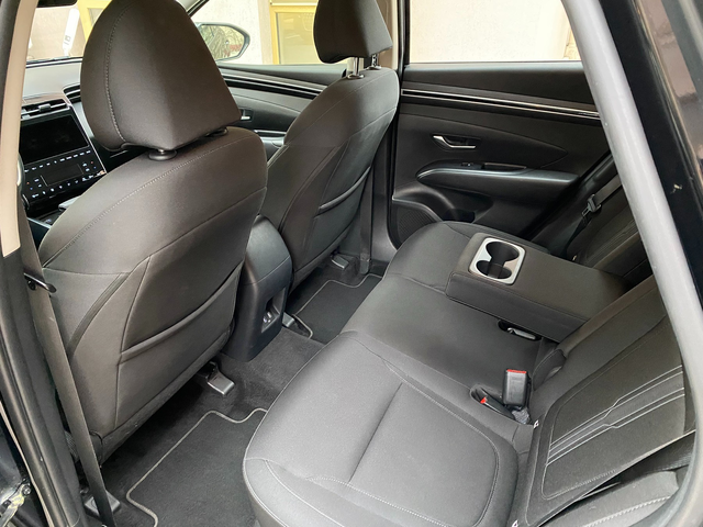 Hyundai Tucson 1.6 CRDI / MHEV / DCT7 / Business - автомобили, коли, обяви за нови и употребявани 11