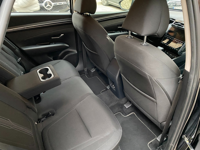 Hyundai Tucson 1.6 CRDI / MHEV / DCT7 / Business - автомобили, коли, обяви за нови и употребявани 12