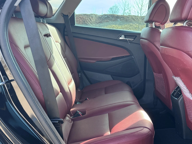 Hyundai Tucson 1.6 T-GDI (177 кс) 4WD Automatic - автомобили, коли, обяви за нови и употребявани 11