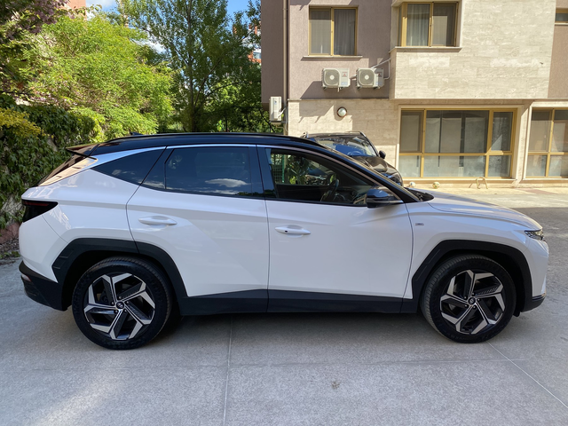 Hyundai Tucson 1.6 T-GDI/ MHEV/ Style/ 4x4/ DCT - автомобили, коли, обяви за нови и употребявани 3