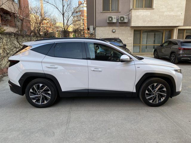 Hyundai Tucson 1.6 T-GDI /MHEV/ Style/ 4x4/ DCT/Гаранция до 2027 - автомобили, коли, обяви за нови и употребявани 3