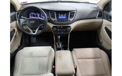 Hyundai Tucson 1.6L 4 ALL WHEEL DRIVE - автомобили, коли, обяви за нови и употребявани 8