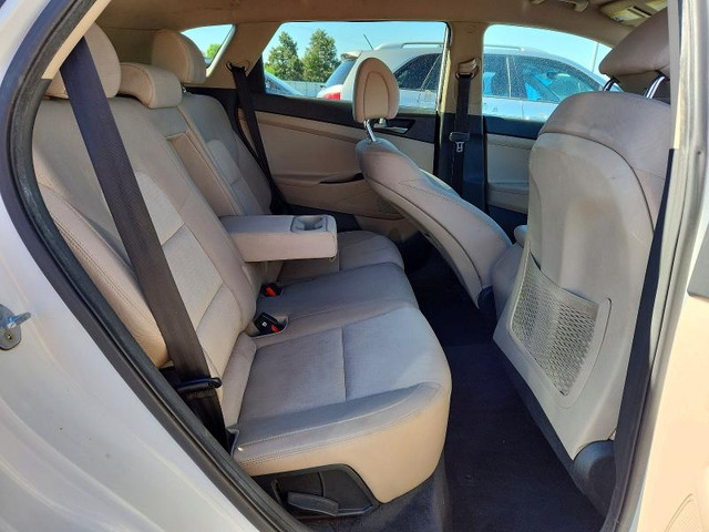 Hyundai Tucson 1.6L 4 FRONT WHEEL DRIVE - автомобили, коли, обяви за нови и употребявани 10