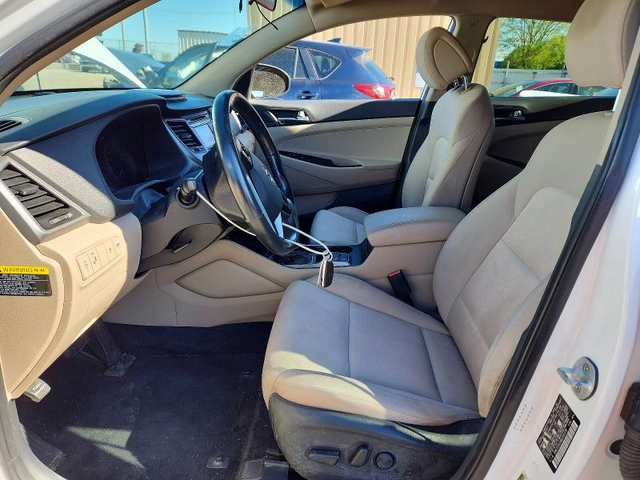 Hyundai Tucson 1.6L 4 FRONT WHEEL DRIVE - автомобили, коли, обяви за нови и употребявани 6