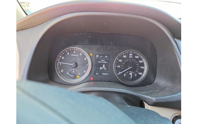 Hyundai Tucson 1.6L 4 FRONT WHEEL DRIVE - автомобили, коли, обяви за нови и употребявани 8