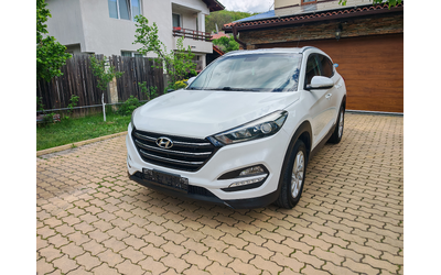 hyundai-tucson-1-7crdi-navigatsiya-kamera - 0