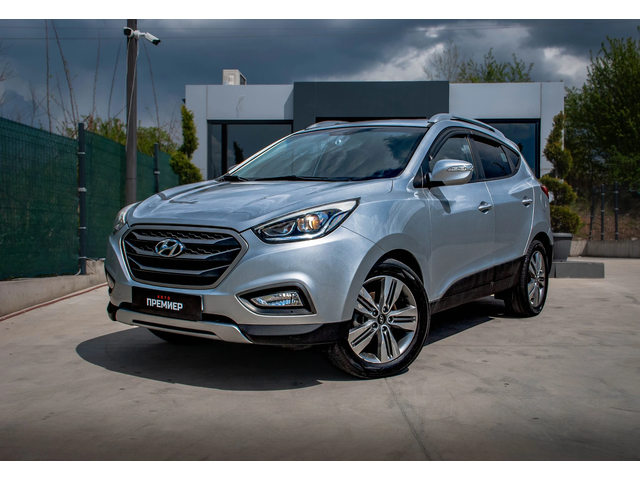 Hyundai Tucson 2.0CRDI-4WD-PREMIUM-6M ГАРАНЦИЯ! - автомобили, коли, обяви за нови и употребявани 0