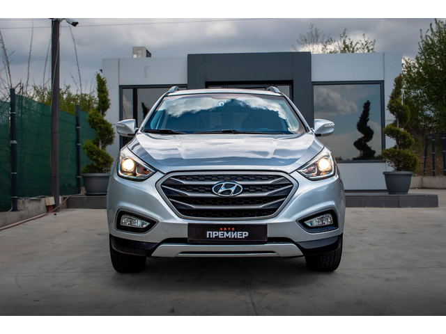 Hyundai Tucson 2.0CRDI-4WD-PREMIUM-6M ГАРАНЦИЯ! - автомобили, коли, обяви за нови и употребявани 1