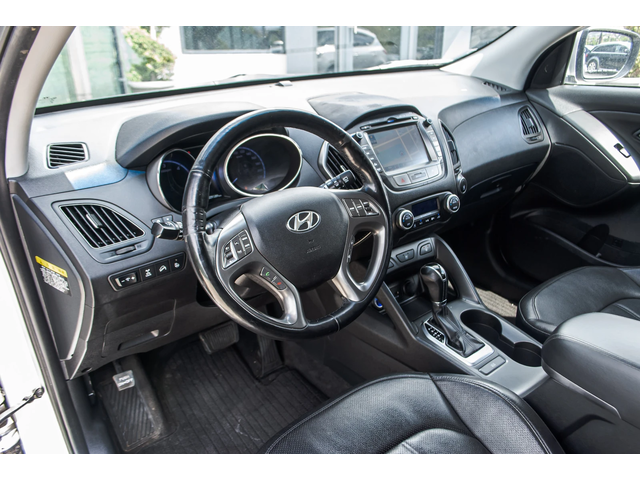 Hyundai Tucson 2.0CRDI-4WD-PREMIUM-6M ГАРАНЦИЯ! - автомобили, коли, обяви за нови и употребявани 7