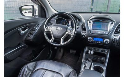 Hyundai Tucson 2.0CRDI-4WD-PREMIUM-6M ГАРАНЦИЯ! - автомобили, коли, обяви за нови и употребявани 8