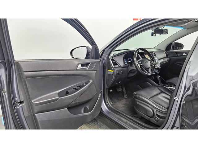 Hyundai Tucson All New Diesel 2.0 4WD Modern - автомобили, коли, обяви за нови и употребявани 9