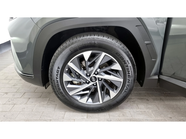 Hyundai Tucson Hybrid (NX4) Inspiration 4WD - автомобили, коли, обяви за нови и употребявани 4