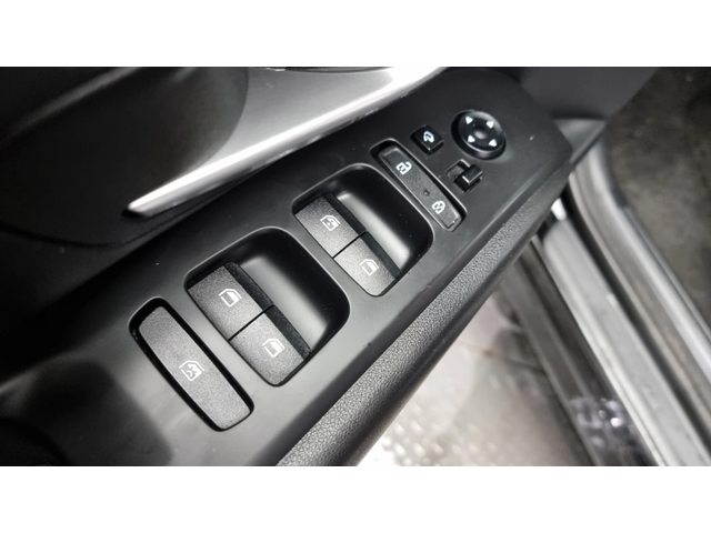 Hyundai Tucson Hybrid (NX4) Modern - автомобили, коли, обяви за нови и употребявани 13