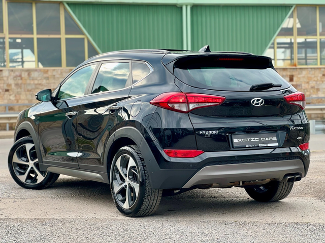 Hyundai Tucson 1.6 TGDI AWD ! SWISS ! - автомобили, коли, обяви за нови и употребявани 5